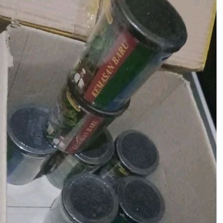 

jamu Wahyu sejati (tutup hitam)