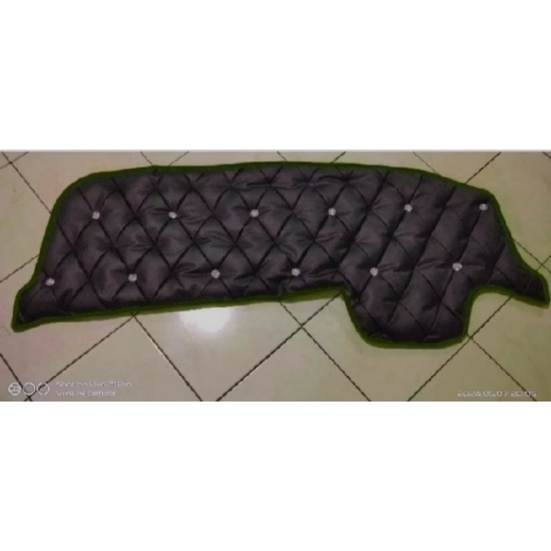 alas dasbord HONDA BRIO MODEL SOFA KANCING