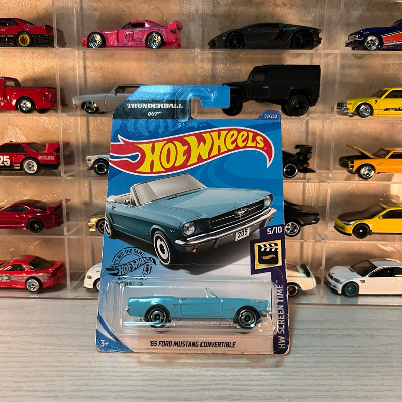 HOT WHEELS 65 FORD MUSTANG CONVERTIBLE THUNDERBALL 007
