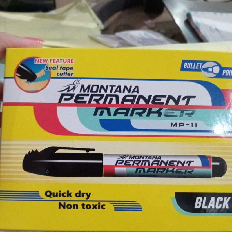 

Spidol permanen hitam Montana Mp11/ satuan