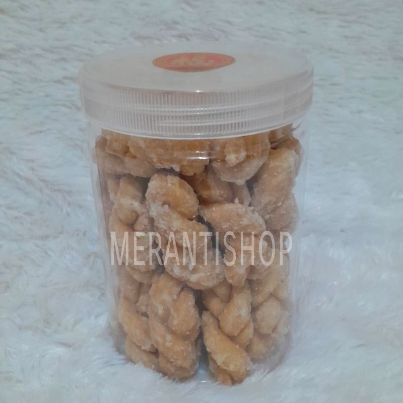 

Kue Kering Suako Toples khas Selat Panjang / Soa Ko Selatpanjang / Kue Tambang / Kue Pilin / Kue Tali Veget / Soa Kok / Hampers Imlek CNY / Hamper Natal