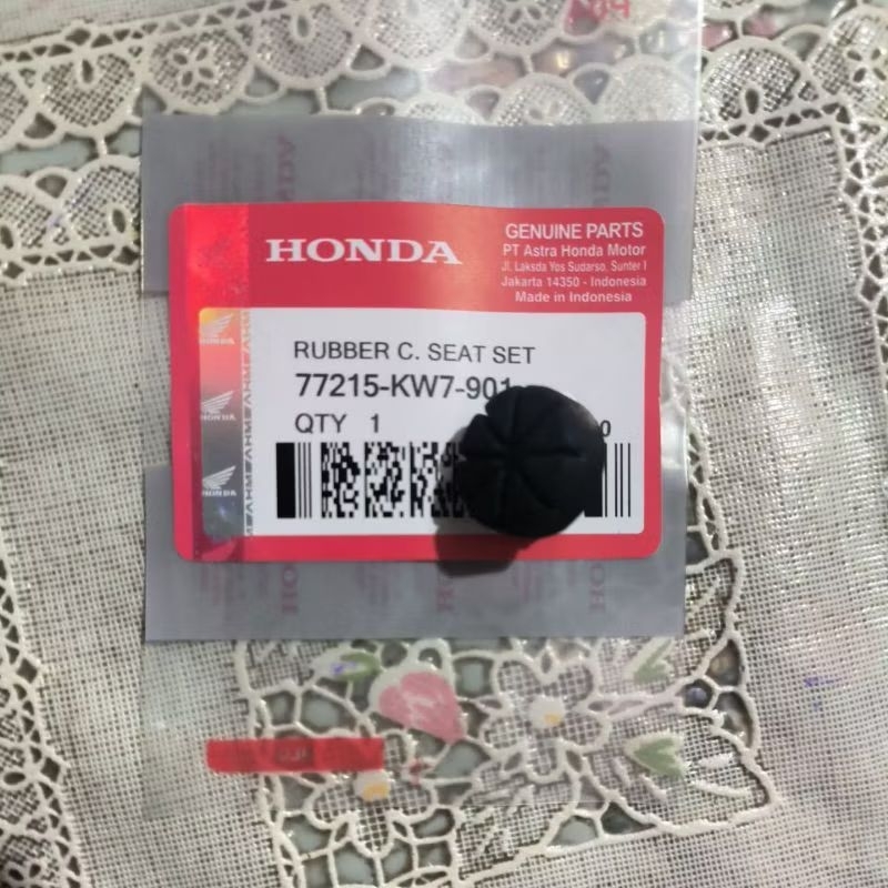 KARET JOK VARIO 125 150 SCOOPY KW7