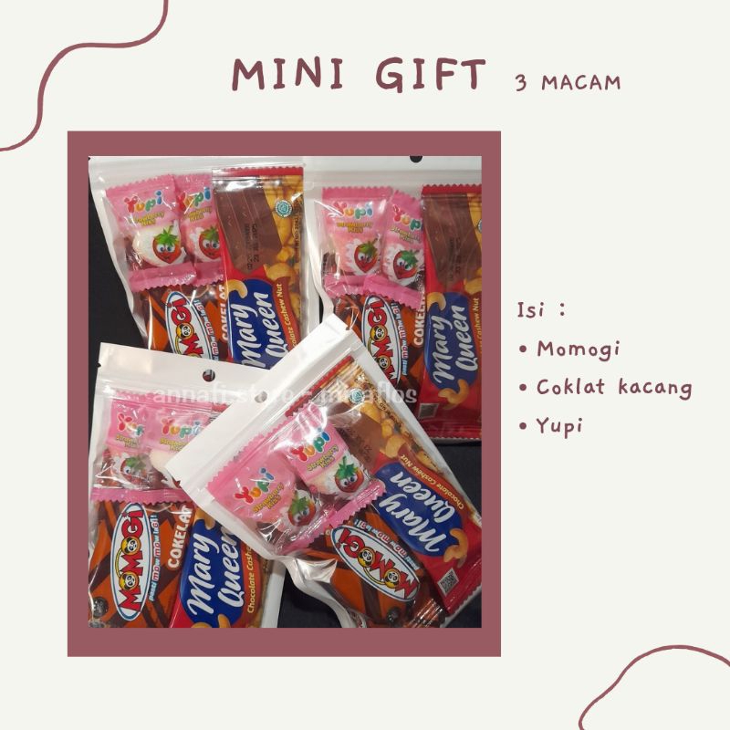 

MINI GIFT SNACK - Snack Coklat Ulang Tahun Hadiah Mini| Hampers Ulang Tahun Freebies Wisuda