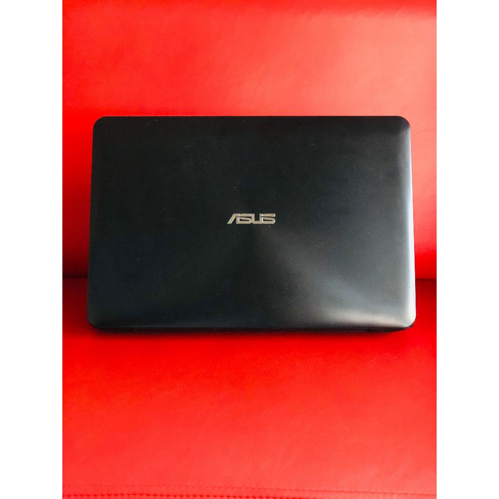 Asus vivobook x555B AMD A9 Radeon R5