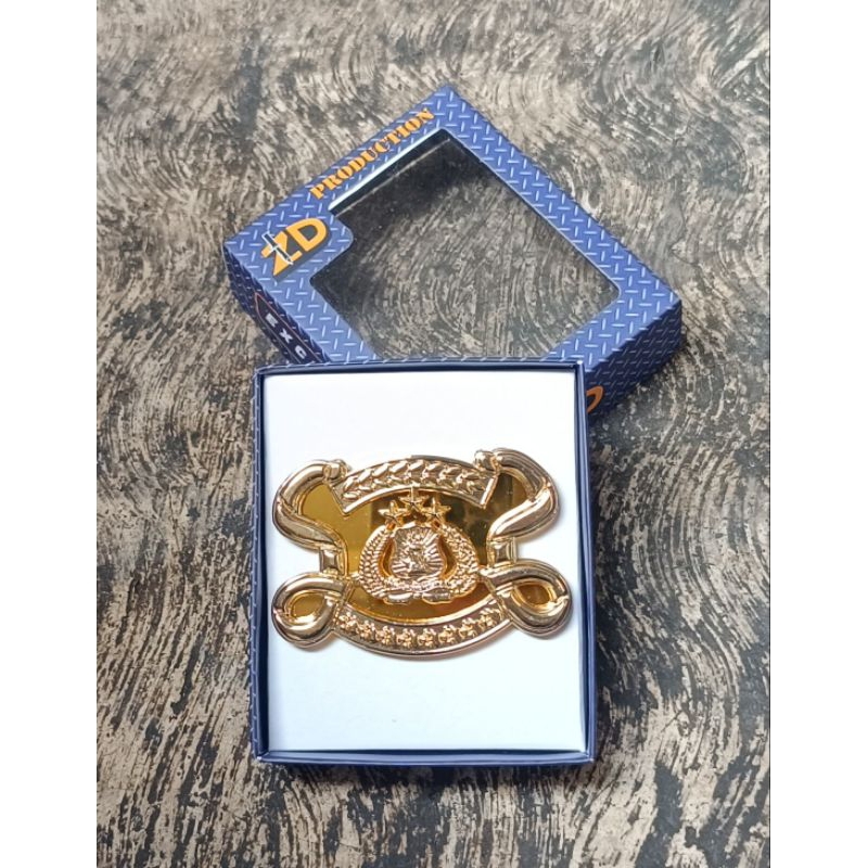 Emblem BARET SABHARA POLRI MIKA/Emblem BARET SABHARA