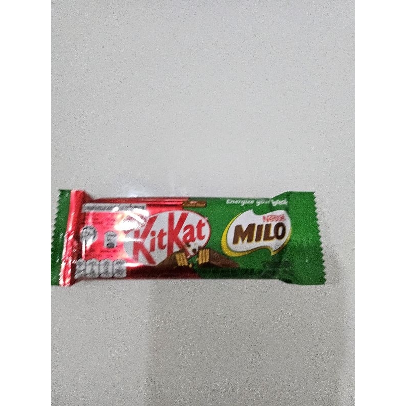 

Coklat Cokelat Kitkat Milo_o new varian 16 gram ecer