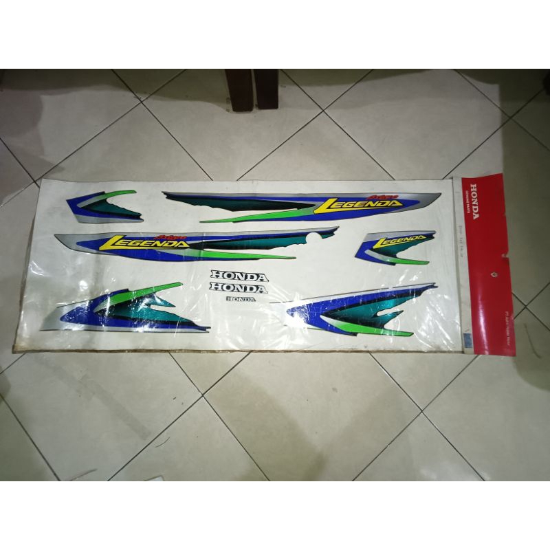 striping sticker Astrea legenda original ahm