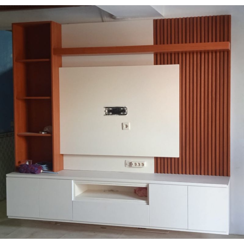 Backdrop TV hpl minimalis.