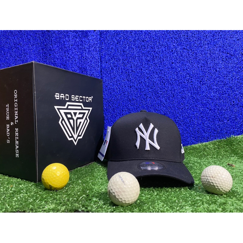 AK_ID_STORE Topi BaseBall Logo NY Putih WarnaBahan FullBlack Tag MLB ORIGINAL PREMIUM Unisex