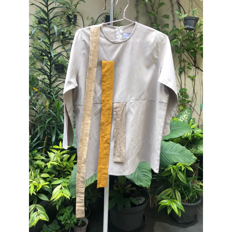 PRELOVED JENNA AND KAIA