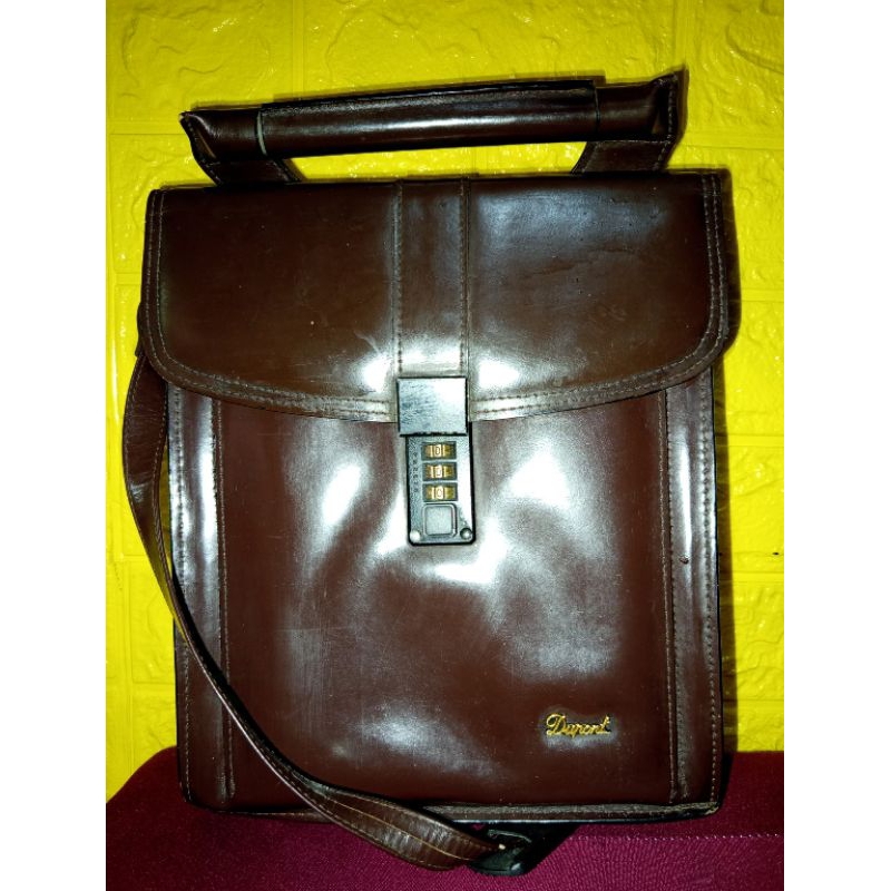 tas slempang pria st. dupont