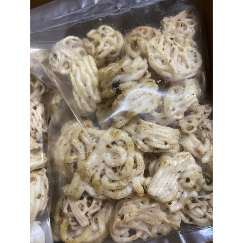 

Kerupuk pedas gurih renyah asin pedas