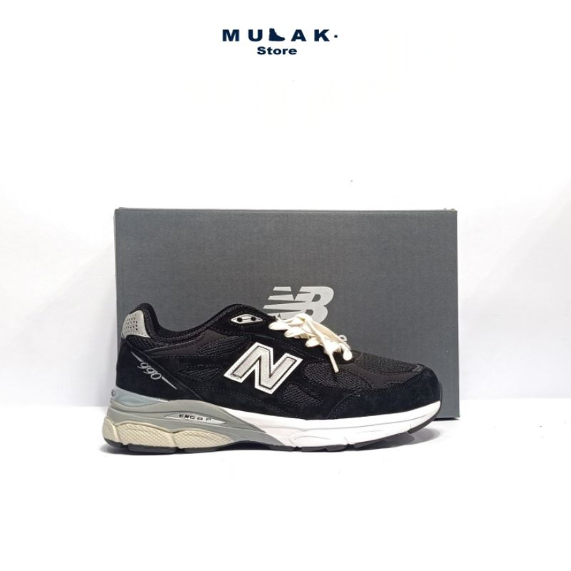 Sepatu Lari NB 990v3 Black