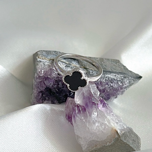 Cincin Silver VanCleef Hitam