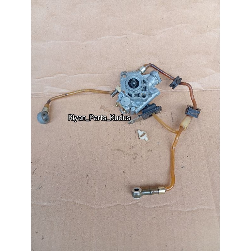 pompa oli oli pom suzuki a 100 original