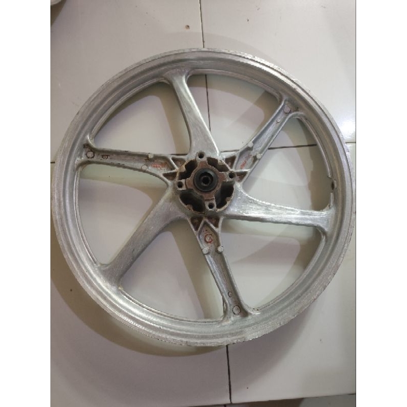 velk velg pelek racing depan palang 6 Jupiter z caswell original bekas