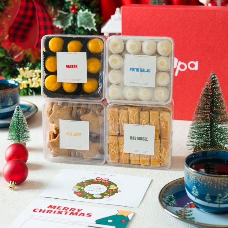 

Hampers Premium Kue Kering Christmas isi 4 ( Kue Jahe / Kastengel / Nastar / Putri Salju ) | Hampers Natal | Christmas | Giftbox Gift Hadiah Souvenir