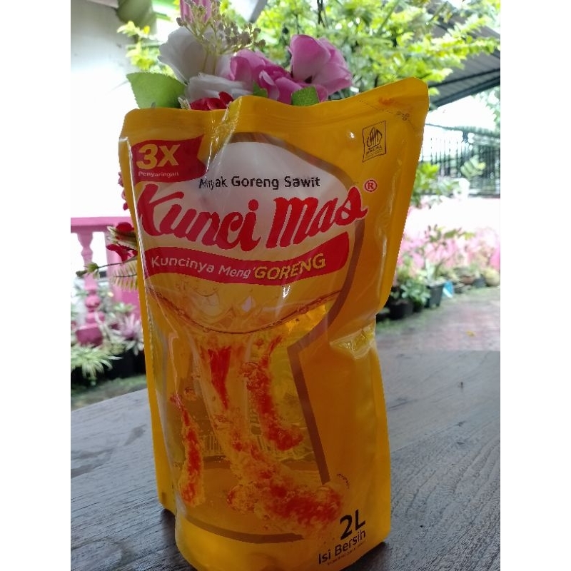 

Minyak Goreng "Kunci Mas" 2 Liter