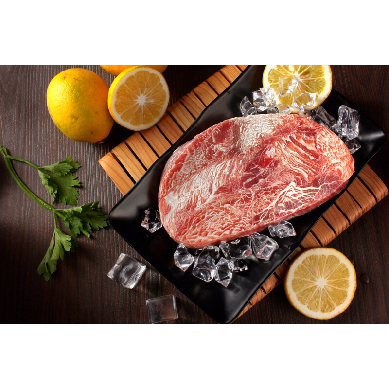 

Daging Sapi Beef Sirloin / Striploin Wagyu Meltique Steak 200gr