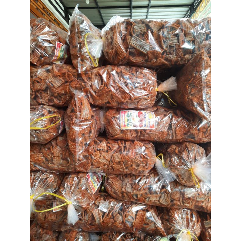

KERUPUK SEBLAK JENGKOL PEDAS KEMASAN 1KG PEDAS NAMPOLL