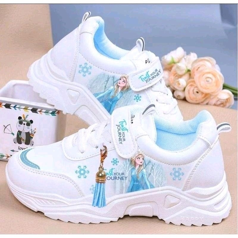sepatu sneaker anak perempuan motif karakter warior