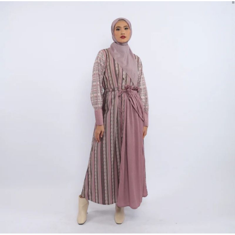 Dress by Zaskia Sungkar