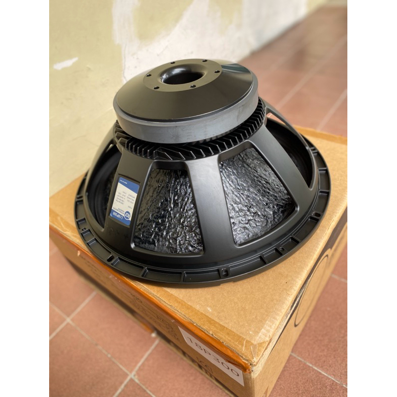 Speaker RCF LF18P300 LF 18 P300 LF 18P300 Grade  18 inch 18 inchi Sub Low 1000-2000 Watt Coil 4 in D