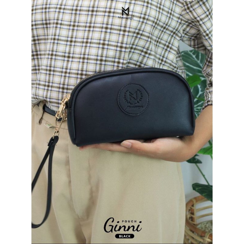 GINNI POUCH BY MOONZAYA