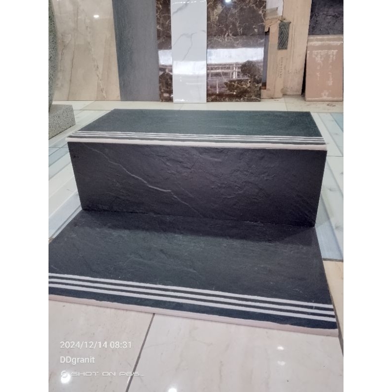 granit tangga tekstur batu uk 30x60/20x60cm~indogress