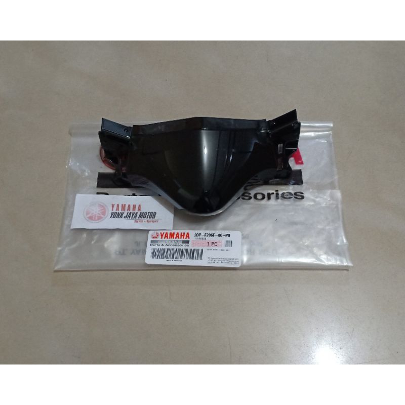 COVER FRONT 2 COVER DAGU DEPAN YAMAHA N-MAX HITAM GLOSY 2DP-F286F-00-P0