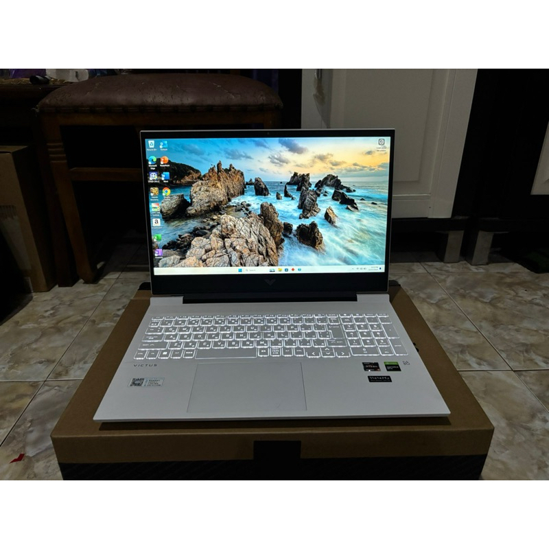 Laptop Gaming HP Victus 16 Ex Japan AMD Ryzen 5 5600H Nvidia GTX 1650 SSD 512GB Layar 144Hz Termurah