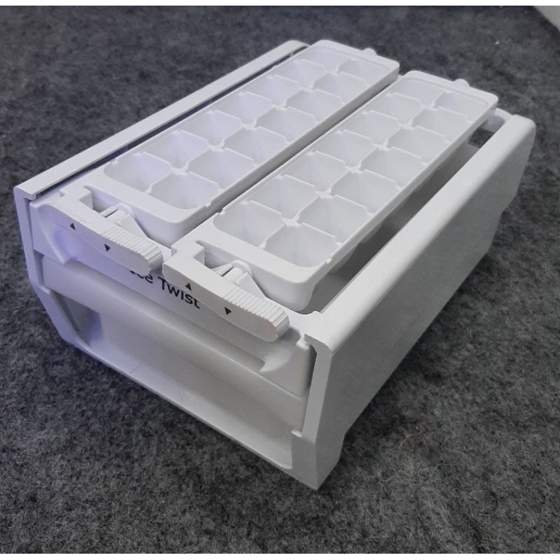 TWICE ICE MAKER UNIVERSAL (bisa untuk semua merek lemari es)