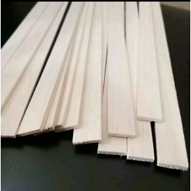 KAYU LIS KAYU STRIP JATI BELANDA TEBEL 5 MM LEBAR 2,5  PANJANG 100