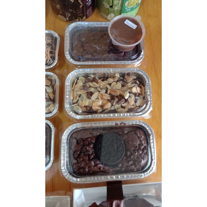 

FUDGY BROWNIES ISIAN SNACKBOX | Hampers NATAL