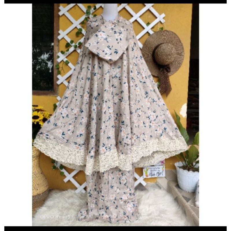 Mukena Katun Motif Renda Lebar