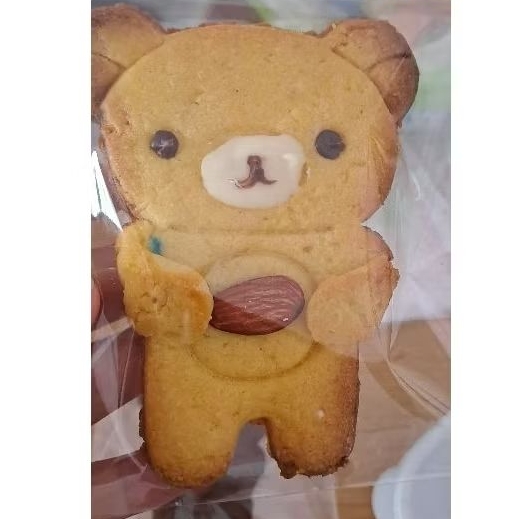 

almond bear cookies