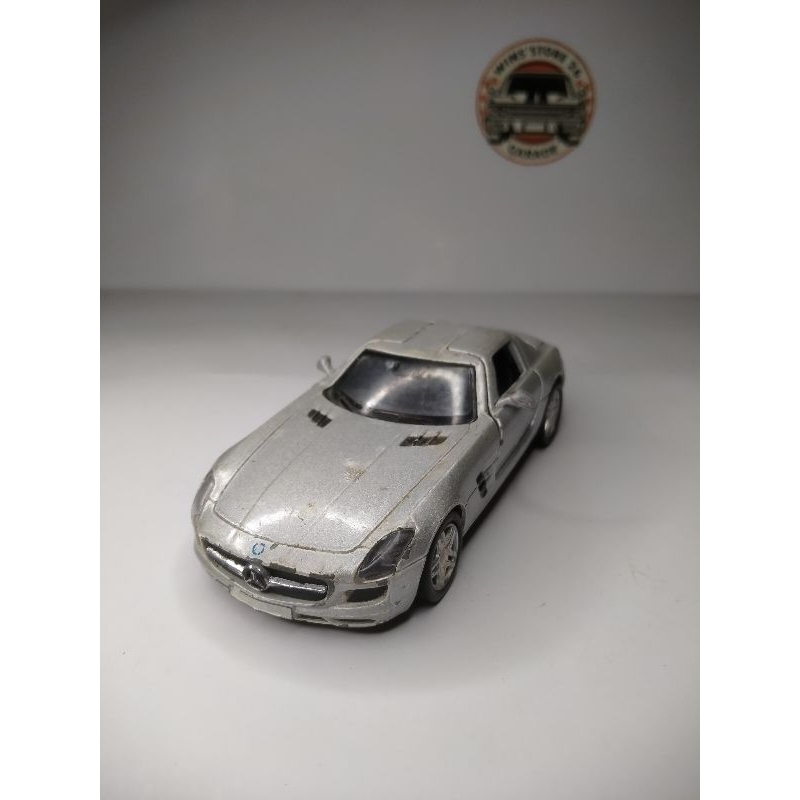 Kinsmart Mercedes Benz SLS Amg 1:36 Loose