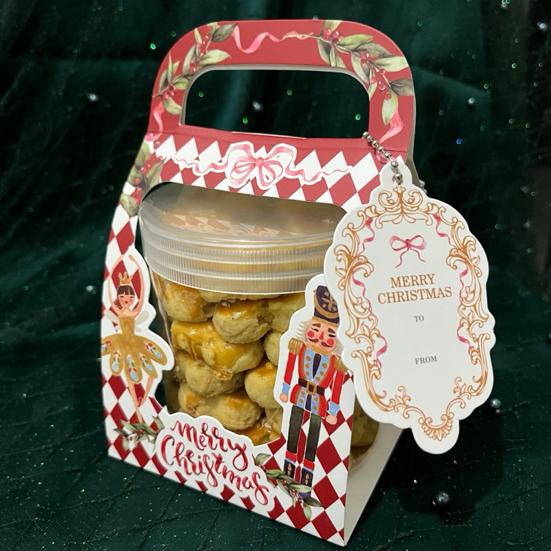 

HAMPERS NATAL - KUE KERING - KUE KACANG