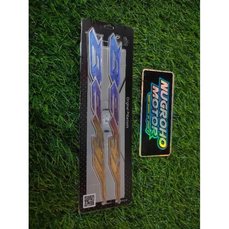 emblem titanium logo titanium vario 125 vario 150 logo titanium beat emblem kyb emblem sayap honda