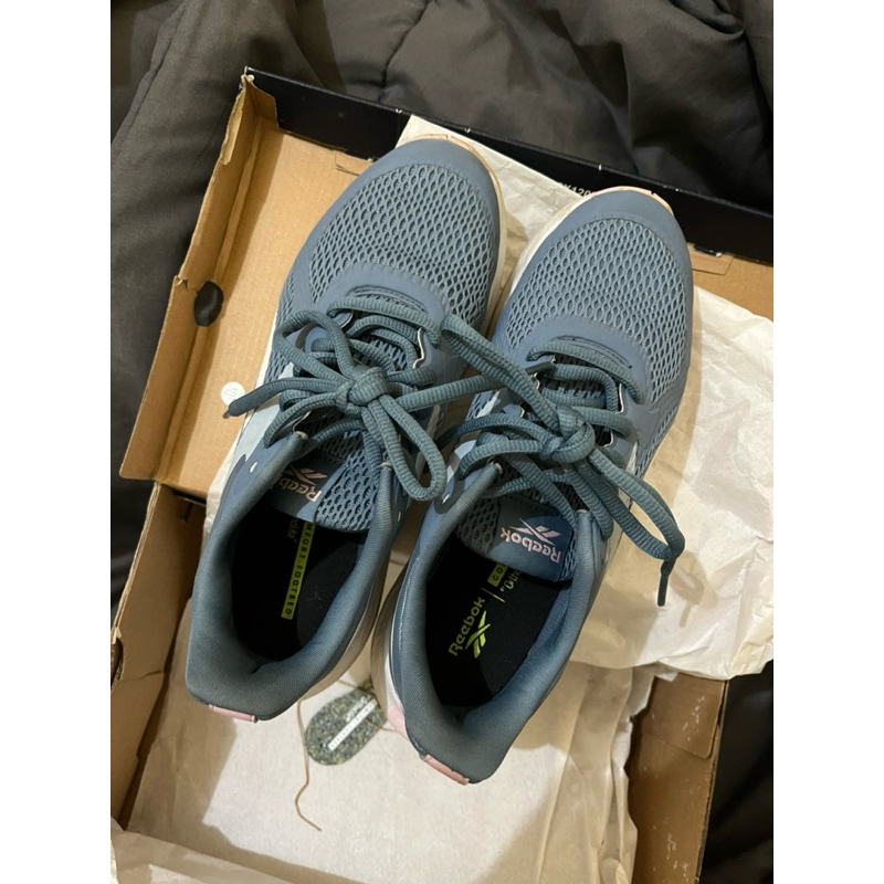 Sepatu Lari Reebok/Reebok Running Shoes Women