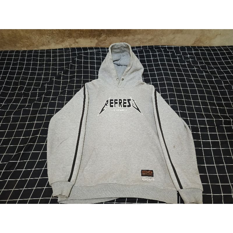 Hoodie ambler