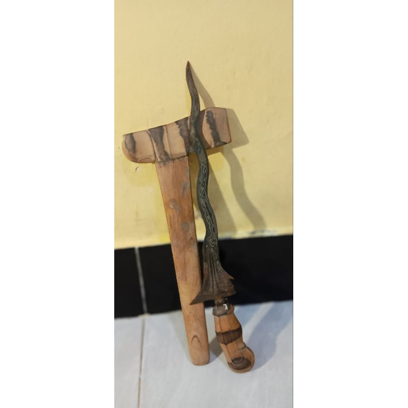 keris  peningalan bertuah