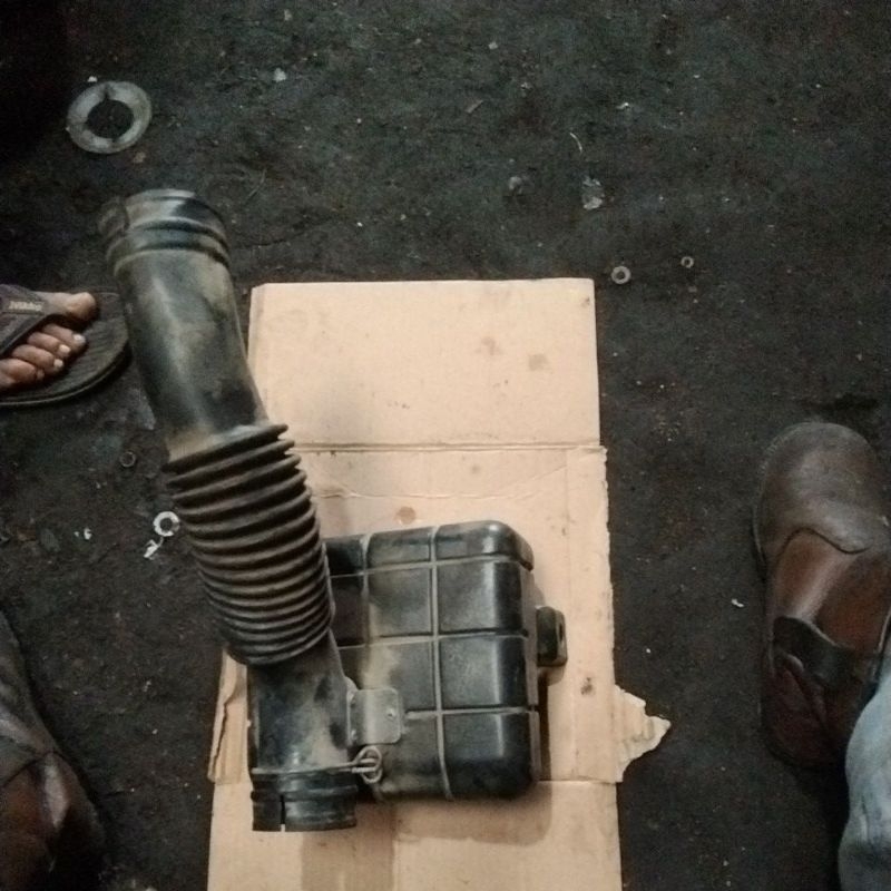 TABUNG FILTER HAWA MITSUBISHI KUDA KARBURATOR 1.6