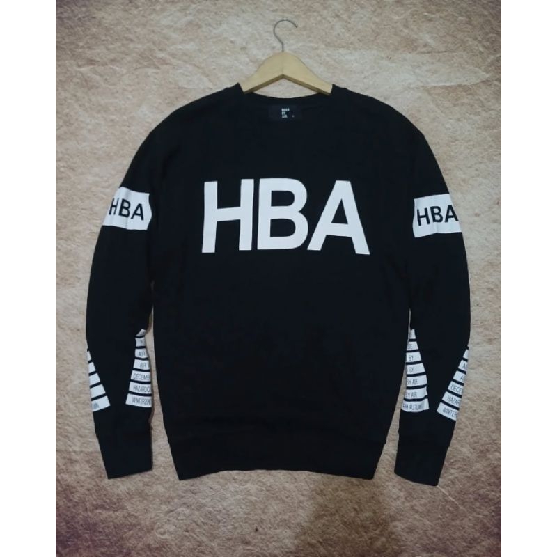 crewneck HBA bahan adem ketebalan sedang pria second/bekas/preloved