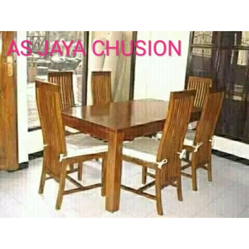 SARUNG + ISI BUSA JOK BANTALAN DUDUKAN KURSI makan ( Oscar anti air warna putih ),,harga 1 pcs Tebal