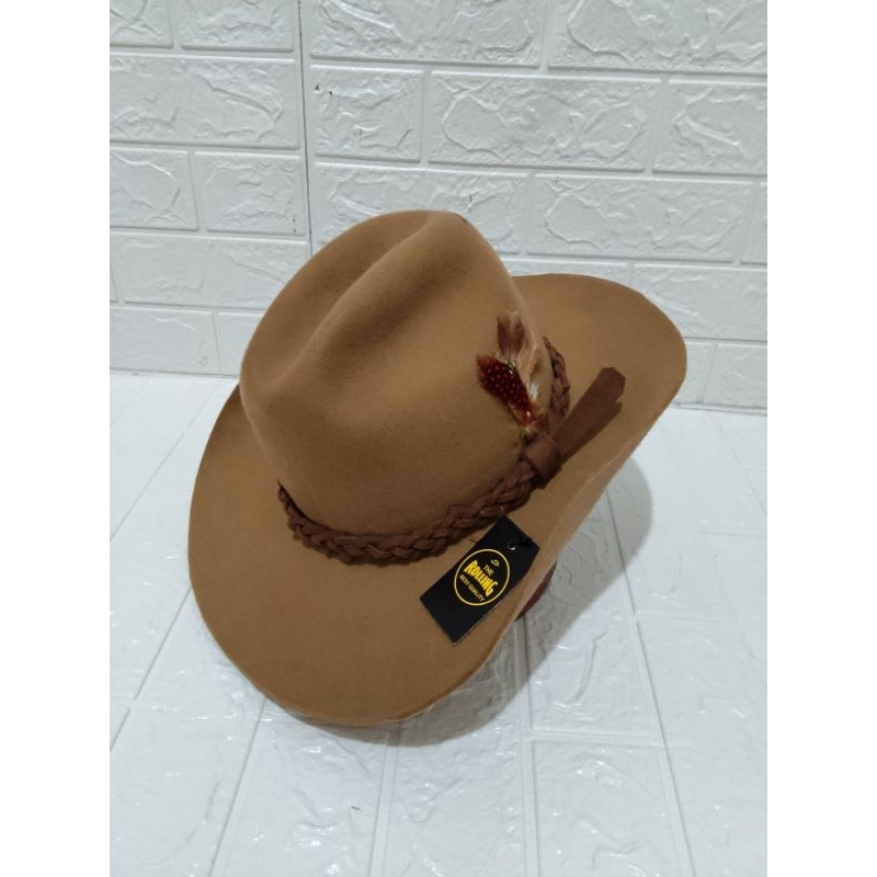 topi laken tali kepang