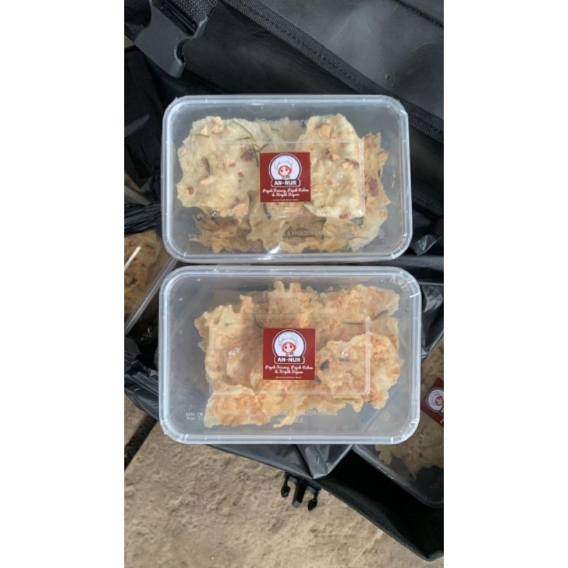 

Peyek Kacang & Rebon