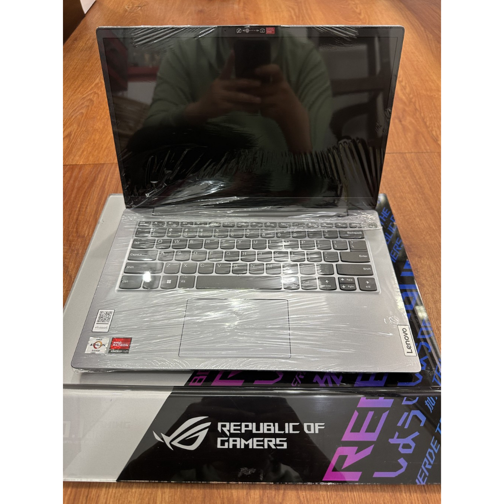 Lenovo V14 G4 AMN AMD Athlon