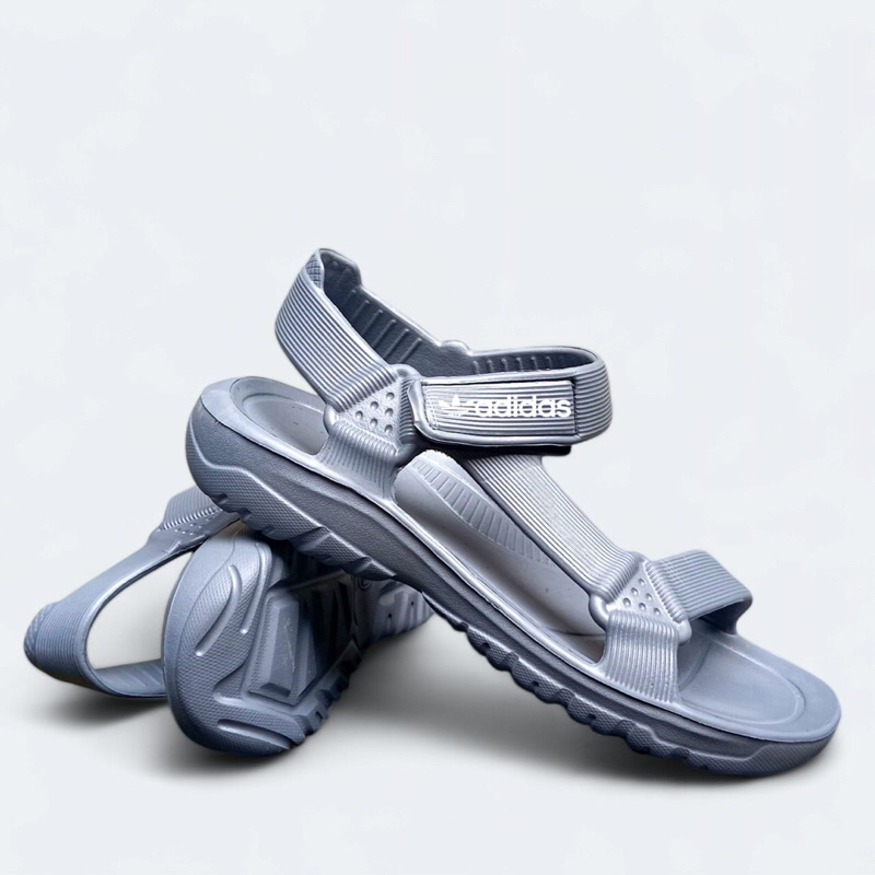 sepatu gunung tali karet sandal ringan adidas