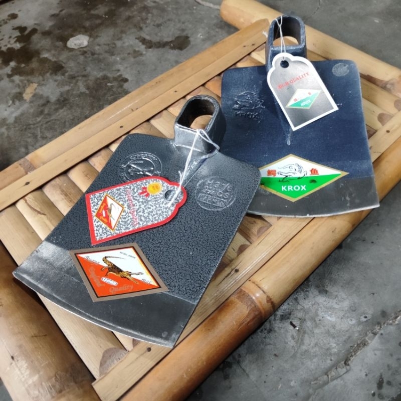 pacul cangkul cap buaya import baja super